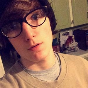 Meet your Posher, Nicholas